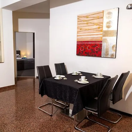 Aparthotel Menden Апартаменты 3*