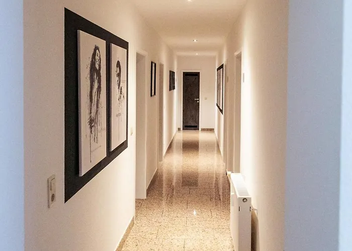 Aparthotel Menden Менден